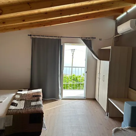 Salt Life Guest house