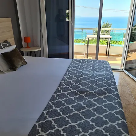 Salt Life בית הארחה דרמי